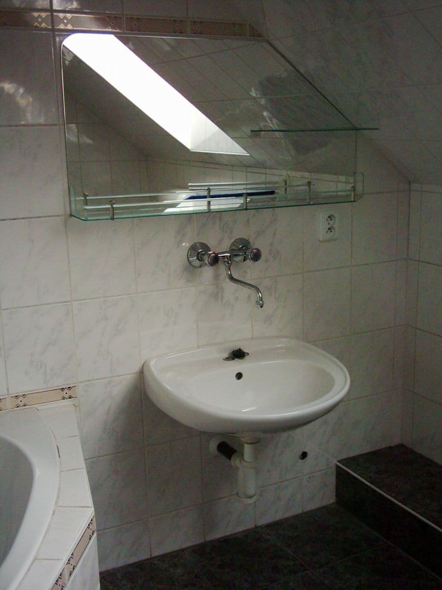Prenájom bytu 4-izbový 150 m², Koželužská, Olomouc, Olomoucký kraj Prenájom bytu 4-izbový 150 m², Koželužská, Olomouc, Olomoucký kraj