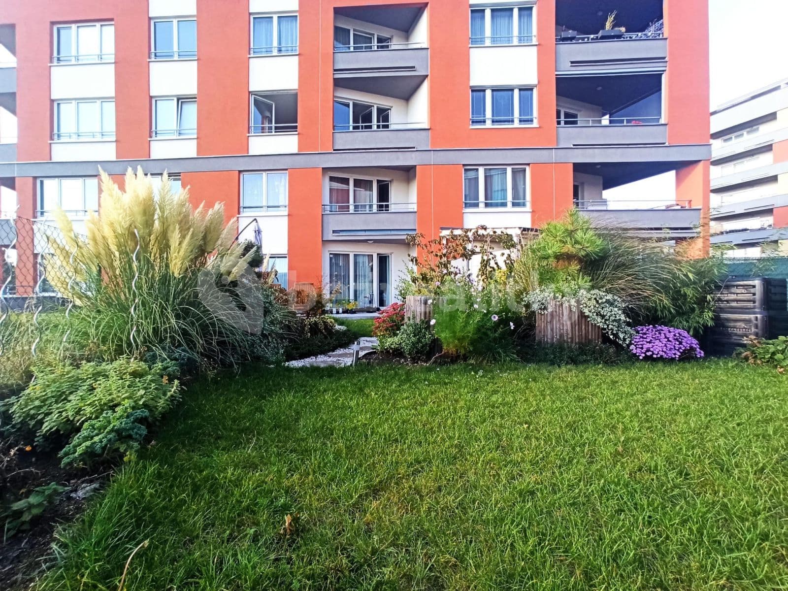 Prenájom bytu 2-izbový 56 m², Sazovická, Praha, Praha Prenájom bytu 2-izbový 56 m², Sazovická, Praha, Praha