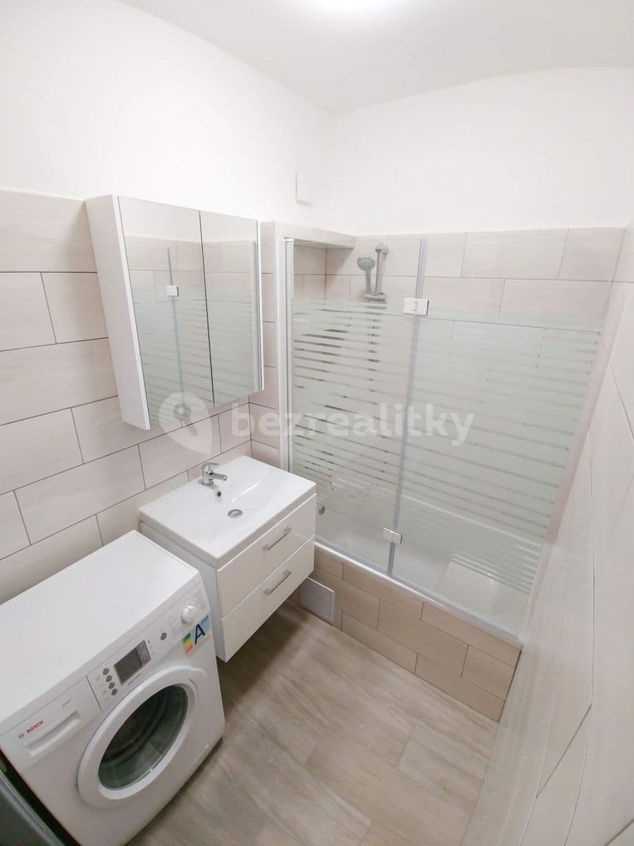 Prenájom bytu 2-izbový 47 m², V Lázních, Jesenice, Středočeský kraj Prenájom bytu 2-izbový 47 m², V Lázních, Jesenice, Středočeský kraj