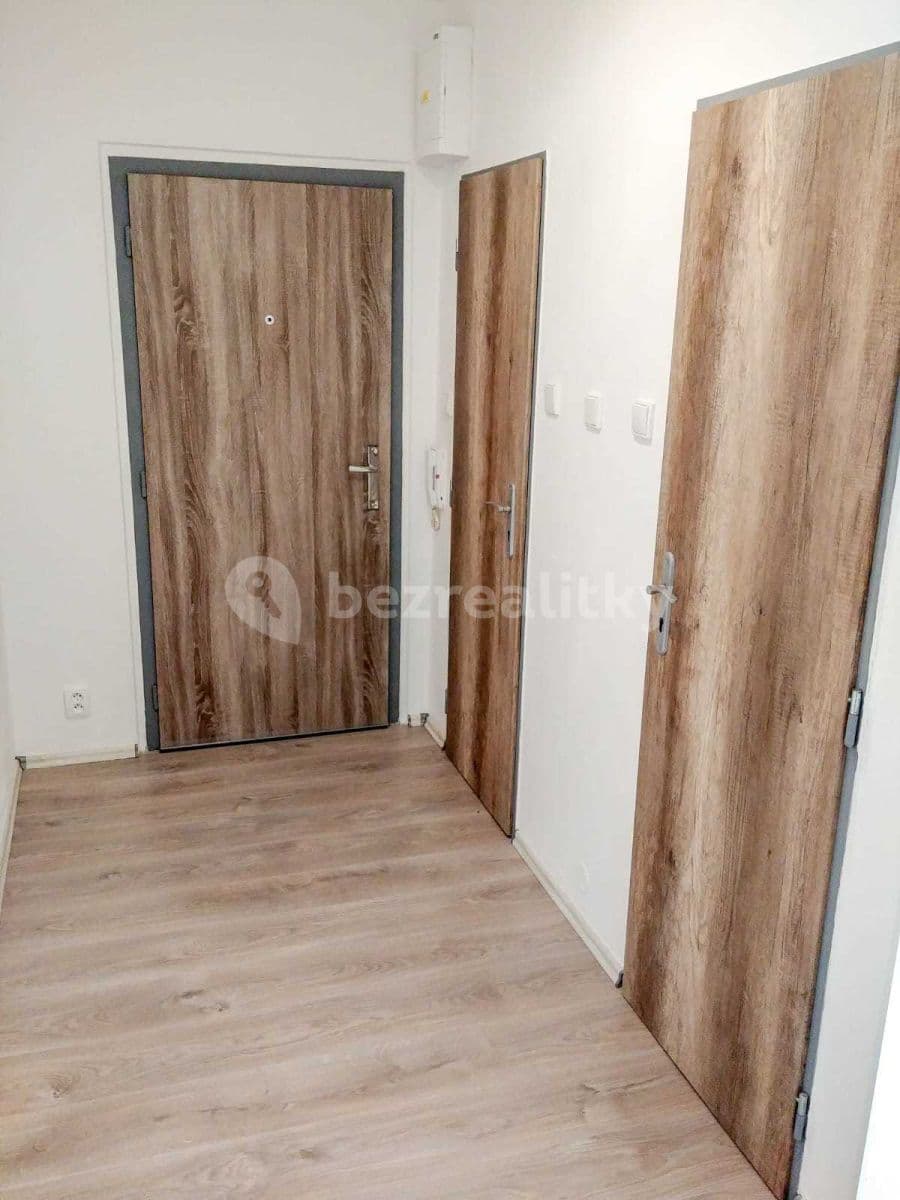 Prenájom bytu 2-izbový 47 m², V Lázních, Jesenice, Středočeský kraj Prenájom bytu 2-izbový 47 m², V Lázních, Jesenice, Středočeský kraj