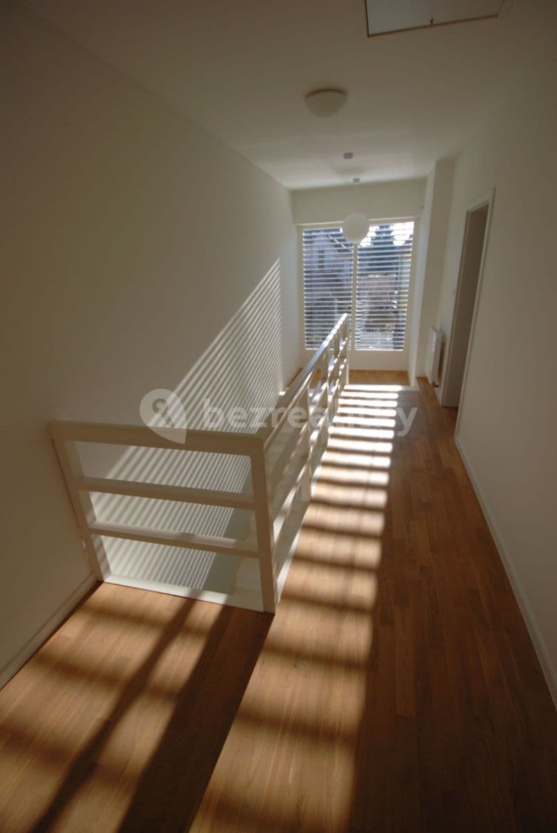 Prenájom domu 114 m², pozemok 638 m², Vokřínská, Praha, Praha Prenájom domu 114 m², pozemok 638 m², Vokřínská, Praha, Praha