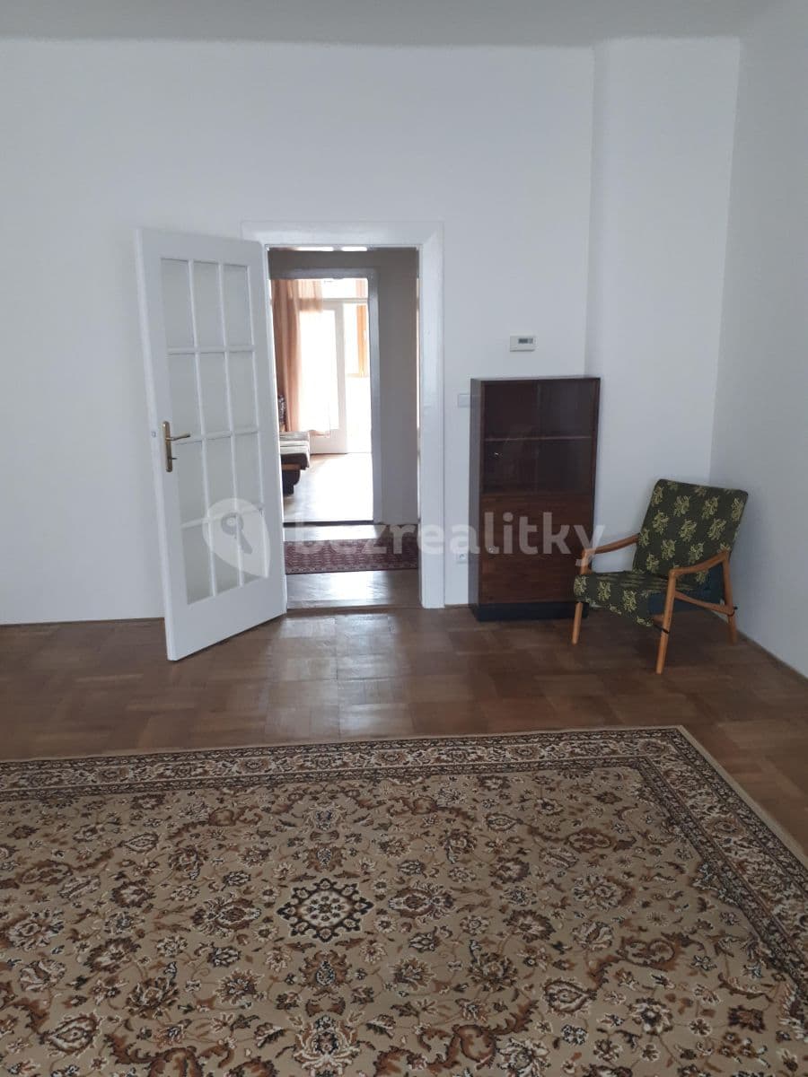 Prenájom bytu 4-izbový 120 m², Sadovského, Brno, Jihomoravský kraj Prenájom bytu 4-izbový 120 m², Sadovského, Brno, Jihomoravský kraj