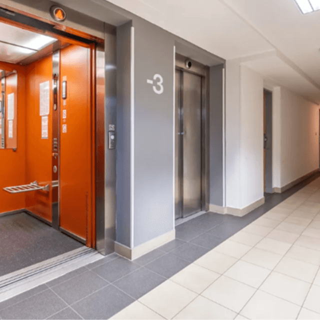 Prenájom garáže 16 m², V Dolině, Praha, Praha Prenájom garáže 16 m², V Dolině, Praha, Praha