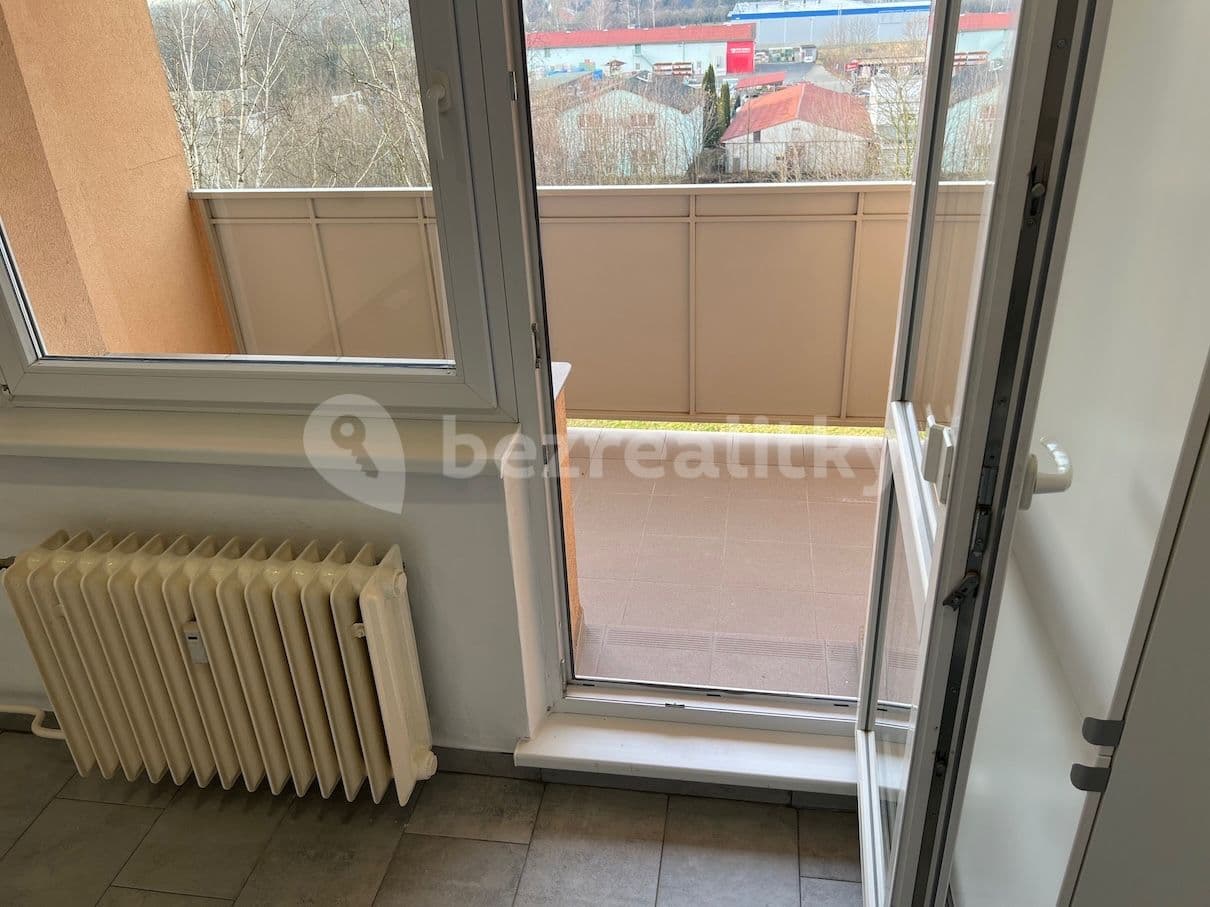 Prenájom bytu 1-izbový 32 m², Hranická, Lipník nad Bečvou, Olomoucký kraj Prenájom bytu 1-izbový 32 m², Hranická, Lipník nad Bečvou, Olomoucký kraj