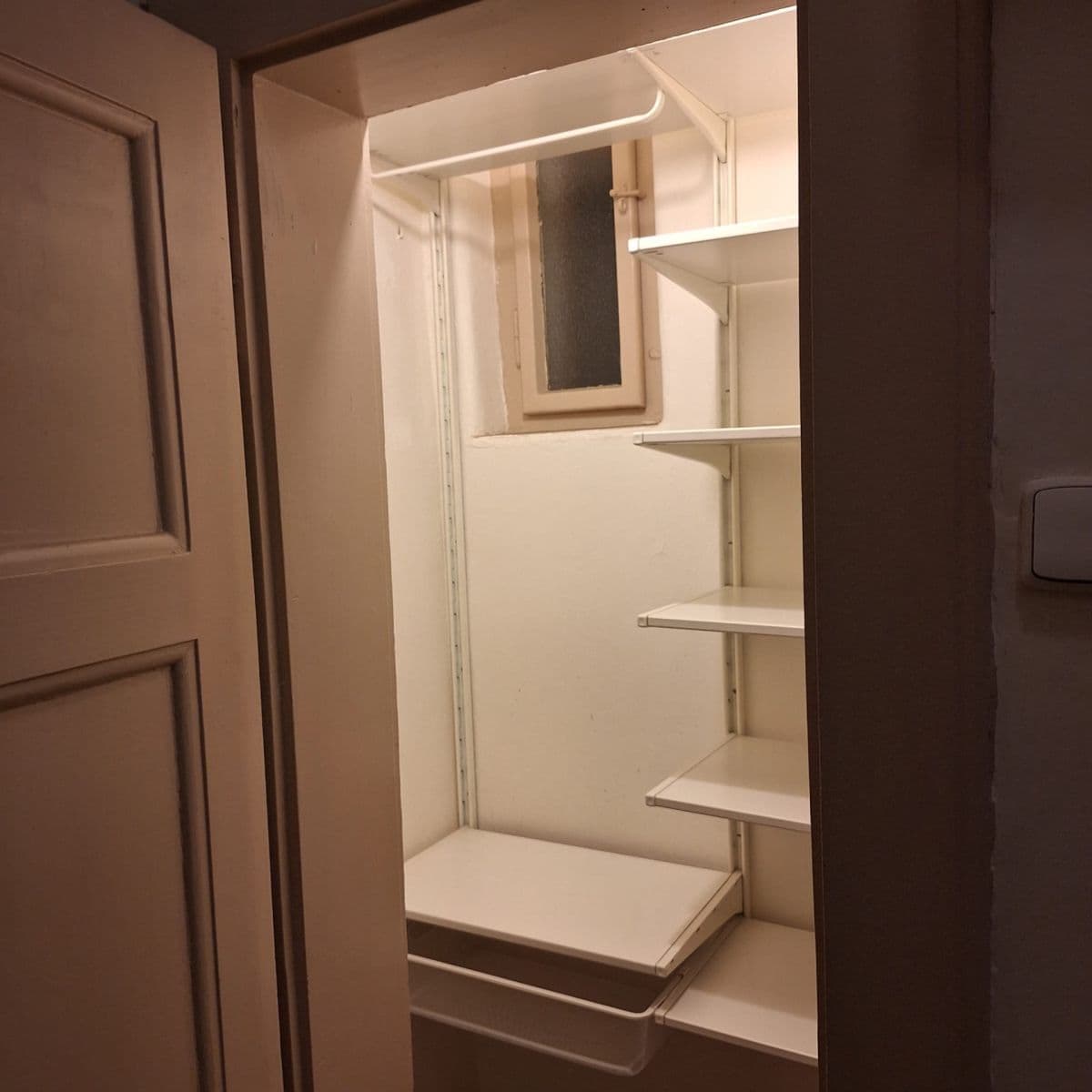 Prenájom bytu 1-izbový 50 m², Sokolovská, Praha, Praha Prenájom bytu 1-izbový 50 m², Sokolovská, Praha, Praha