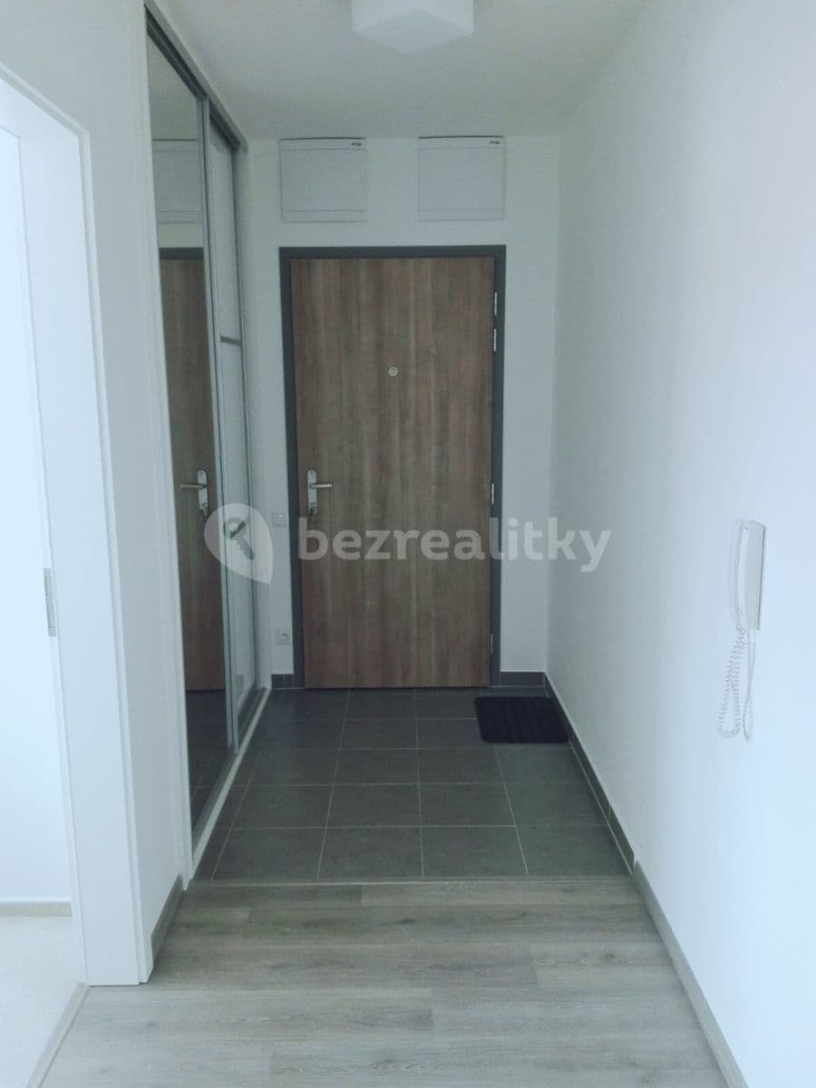 Prenájom bytu 3-izbový 80 m², Na Vackově, Praha, Praha Prenájom bytu 3-izbový 80 m², Na Vackově, Praha, Praha