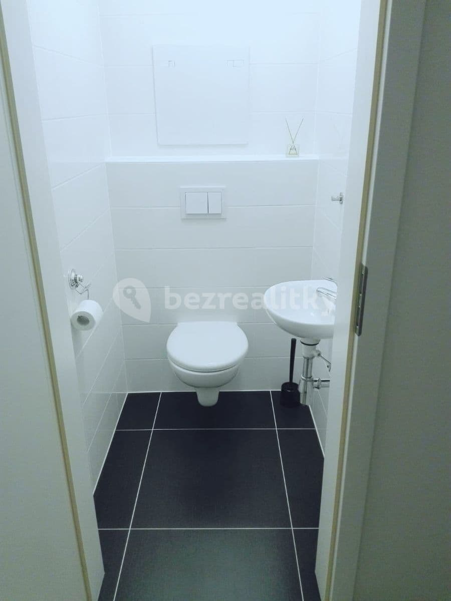 Prenájom bytu 3-izbový 80 m², Na Vackově, Praha, Praha Prenájom bytu 3-izbový 80 m², Na Vackově, Praha, Praha