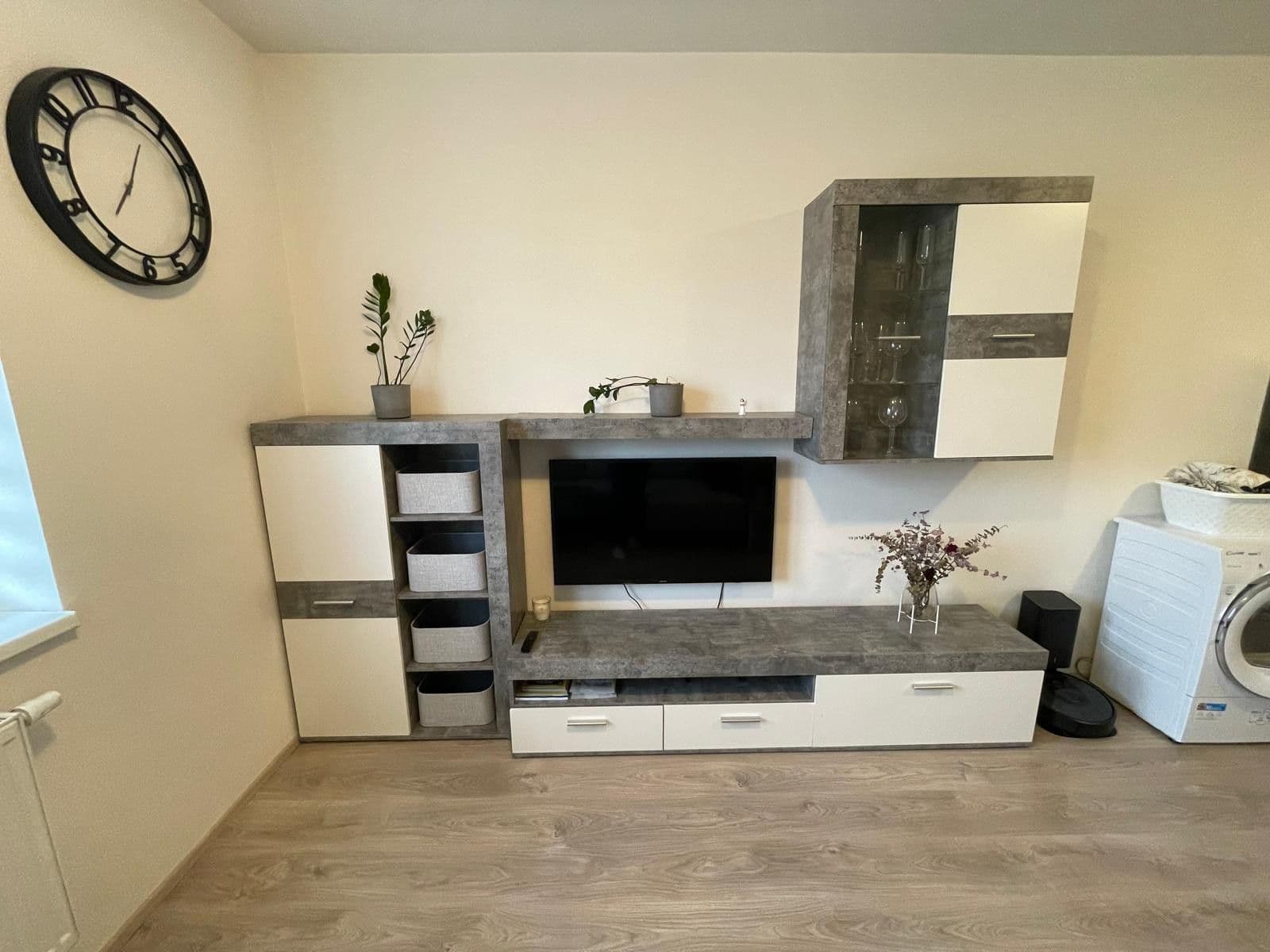 Prenájom bytu 1-izbový 28 m², Technická, Plzeň, Plzeňský kraj Prenájom bytu 1-izbový 28 m², Technická, Plzeň, Plzeňský kraj