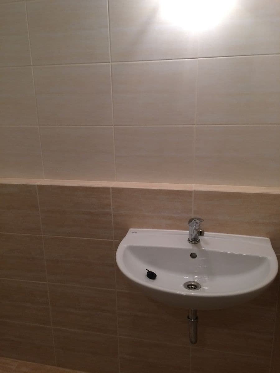 Prenájom bytu 1-izbový 34 m², Kojetická, Neratovice, Středočeský kraj Prenájom bytu 1-izbový 34 m², Kojetická, Neratovice, Středočeský kraj