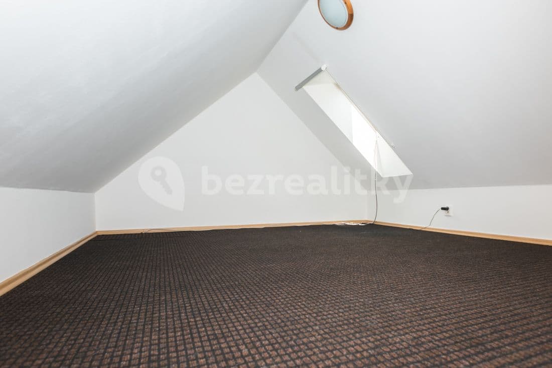 Prenájom bytu 1-izbový 39 m², Pardubická, Přelouč, Pardubický kraj Prenájom bytu 1-izbový 39 m², Pardubická, Přelouč, Pardubický kraj