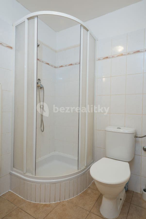 Prenájom bytu 1-izbový 39 m², Pardubická, Přelouč, Pardubický kraj Prenájom bytu 1-izbový 39 m², Pardubická, Přelouč, Pardubický kraj