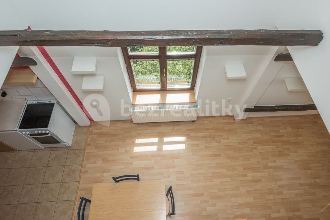 Prenájom bytu 1-izbový 39 m², Pardubická, Přelouč, Pardubický kraj Prenájom bytu 1-izbový 39 m², Pardubická, Přelouč, Pardubický kraj