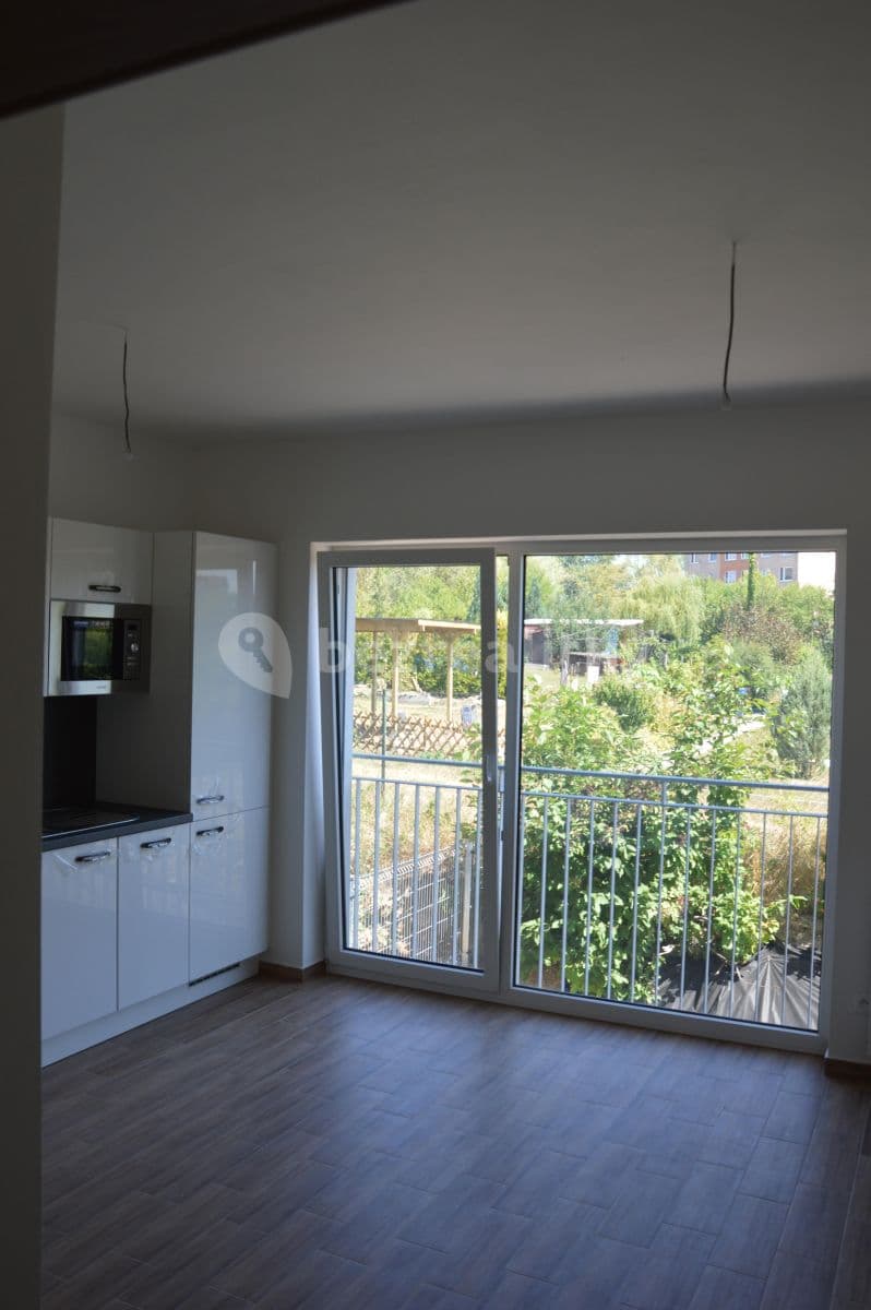 Prenájom bytu 1-izbový 23 m², Armádní, Milovice, Středočeský kraj Prenájom bytu 1-izbový 23 m², Armádní, Milovice, Středočeský kraj