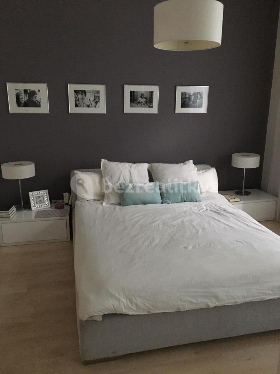 Prenájom bytu 2-izbový 50 m², Táboritská, Praha, Praha Prenájom bytu 2-izbový 50 m², Táboritská, Praha, Praha