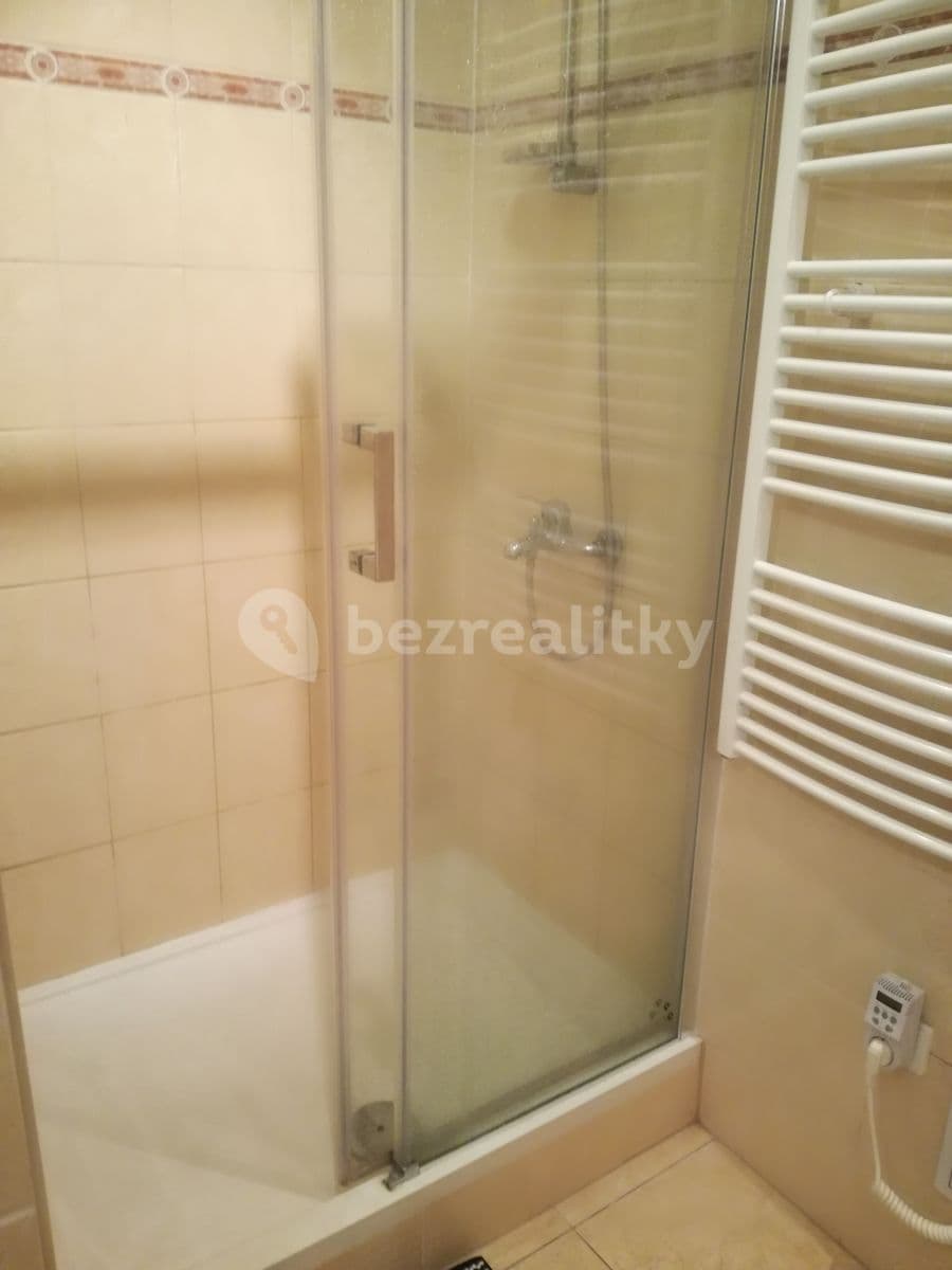 Prenájom bytu 1-izbový 28 m², Jankovcova, Praha, Praha Prenájom bytu 1-izbový 28 m², Jankovcova, Praha, Praha