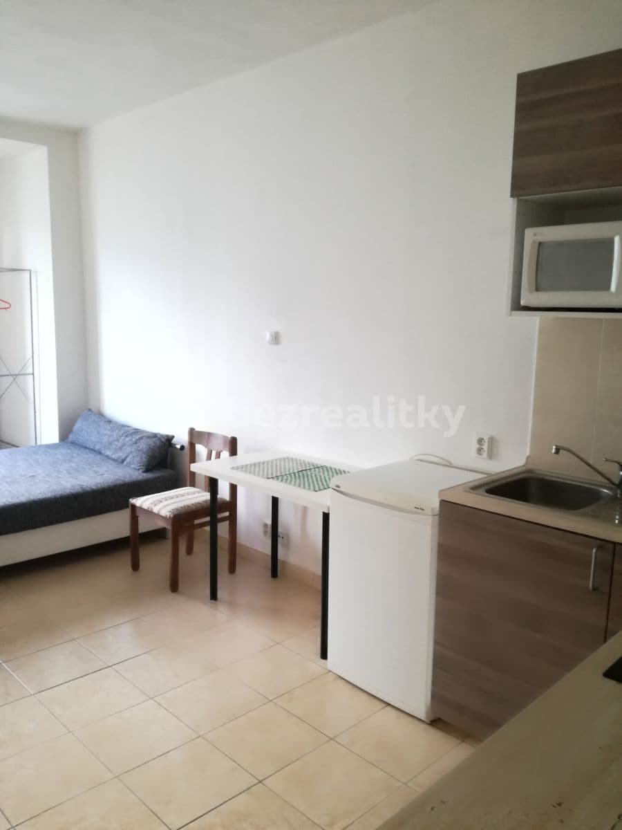 Prenájom bytu 1-izbový 28 m², Jankovcova, Praha, Praha Prenájom bytu 1-izbový 28 m², Jankovcova, Praha, Praha