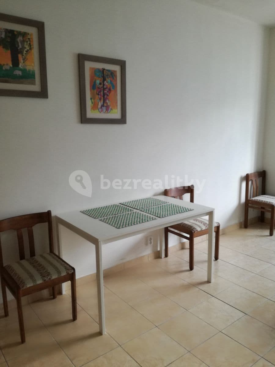 Prenájom bytu 1-izbový 28 m², Jankovcova, Praha, Praha Prenájom bytu 1-izbový 28 m², Jankovcova, Praha, Praha