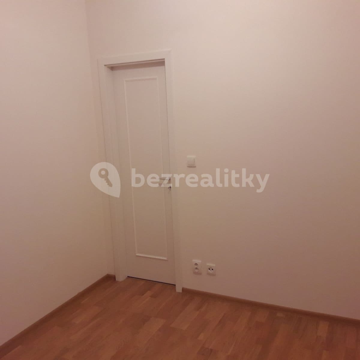 Prenájom bytu 2-izbový 74 m², Sokolovská, Praha, Praha Prenájom bytu 2-izbový 74 m², Sokolovská, Praha, Praha