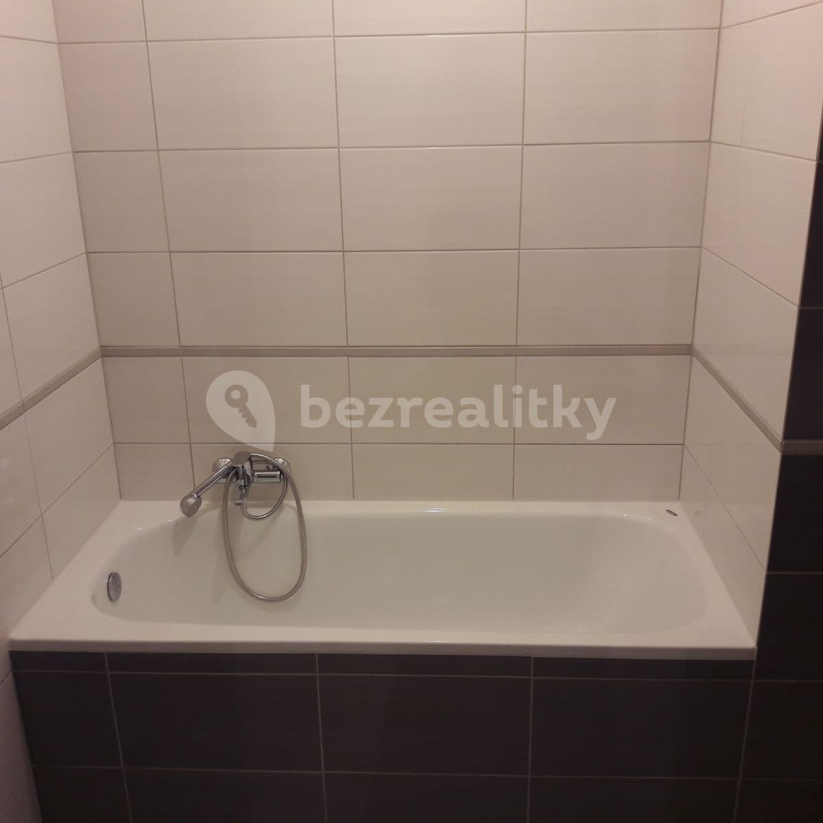 Prenájom bytu 2-izbový 74 m², Sokolovská, Praha, Praha Prenájom bytu 2-izbový 74 m², Sokolovská, Praha, Praha