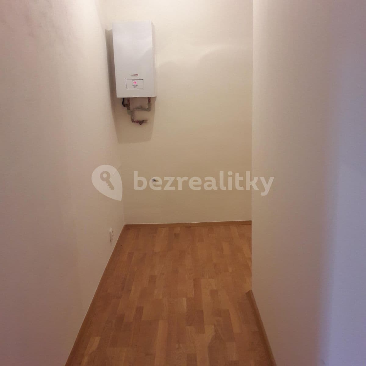 Prenájom bytu 2-izbový 74 m², Sokolovská, Praha, Praha Prenájom bytu 2-izbový 74 m², Sokolovská, Praha, Praha