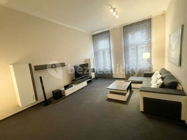 Prenájom bytu 3-izbový 120 m², Rumunská, Praha, Praha Prenájom bytu 3-izbový 120 m², Rumunská, Praha, Praha