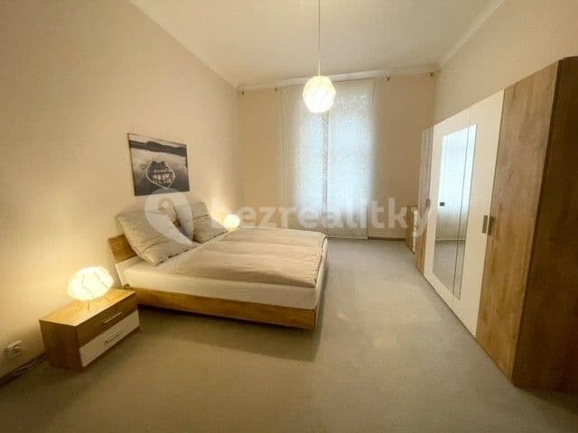 Prenájom bytu 3-izbový 120 m², Rumunská, Praha, Praha Prenájom bytu 3-izbový 120 m², Rumunská, Praha, Praha