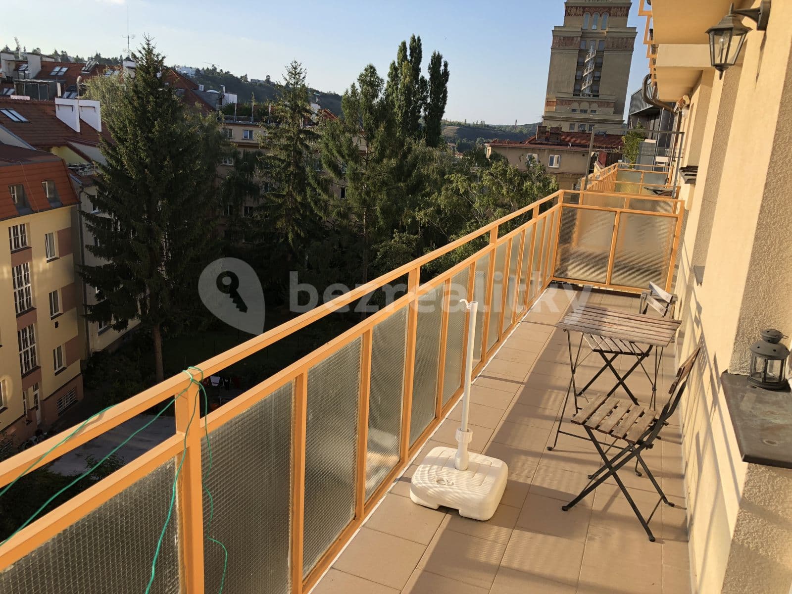 Prenájom bytu 2-izbový 57 m², Koulova, Praha, Praha Prenájom bytu 2-izbový 57 m², Koulova, Praha, Praha