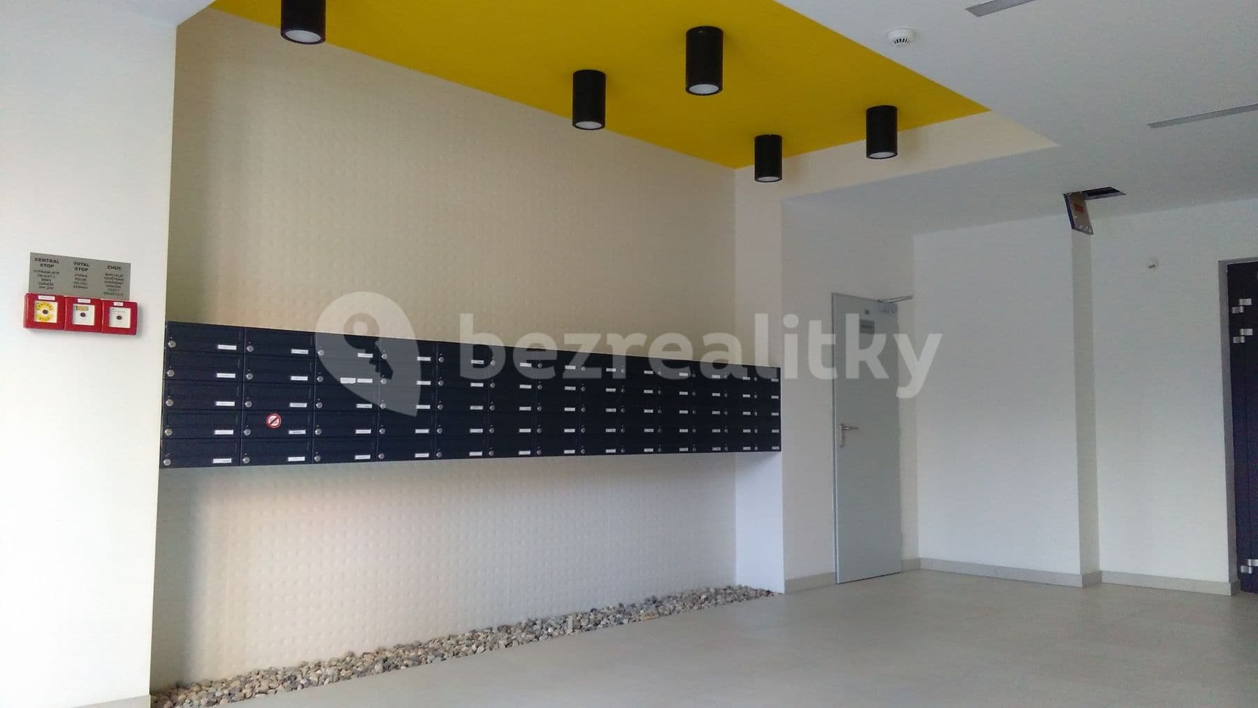 Prenájom bytu 2-izbový 60 m², Nekvasilova, Praha, Praha Prenájom bytu 2-izbový 60 m², Nekvasilova, Praha, Praha