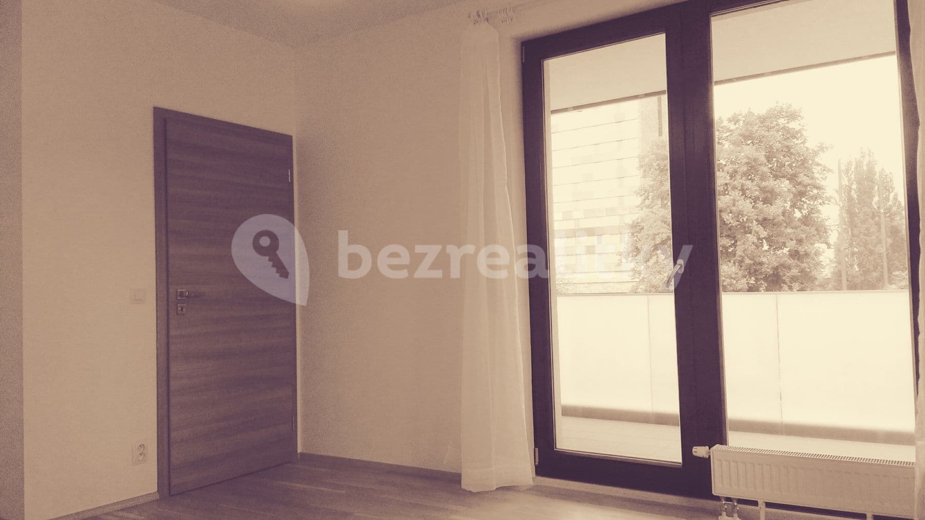 Prenájom bytu 2-izbový 60 m², Nekvasilova, Praha, Praha Prenájom bytu 2-izbový 60 m², Nekvasilova, Praha, Praha