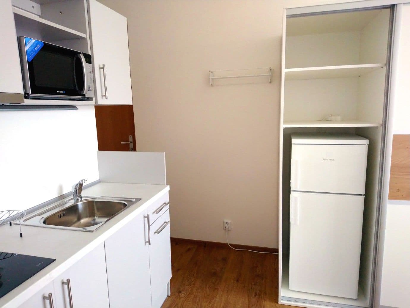 Prenájom bytu 1-izbový 25 m², Na Radosti, Praha, Praha Prenájom bytu 1-izbový 25 m², Na Radosti, Praha, Praha