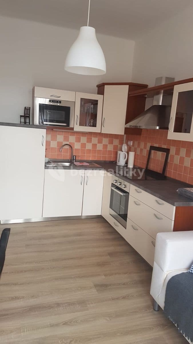 Prenájom bytu 2-izbový 43 m², Holečkova, Praha, Praha Prenájom bytu 2-izbový 43 m², Holečkova, Praha, Praha