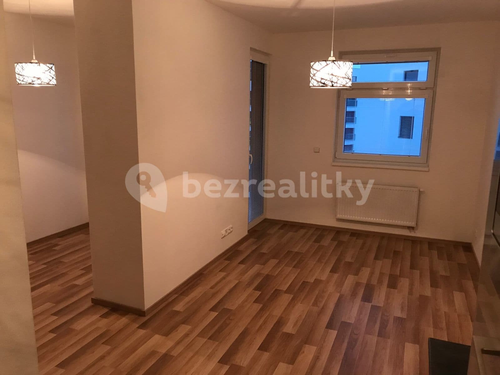 Prenájom bytu 2-izbový 39 m², Ke Kříži, Praha, Praha Prenájom bytu 2-izbový 39 m², Ke Kříži, Praha, Praha