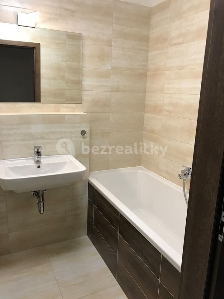 Prenájom bytu 2-izbový 39 m², Ke Kříži, Praha, Praha Prenájom bytu 2-izbový 39 m², Ke Kříži, Praha, Praha