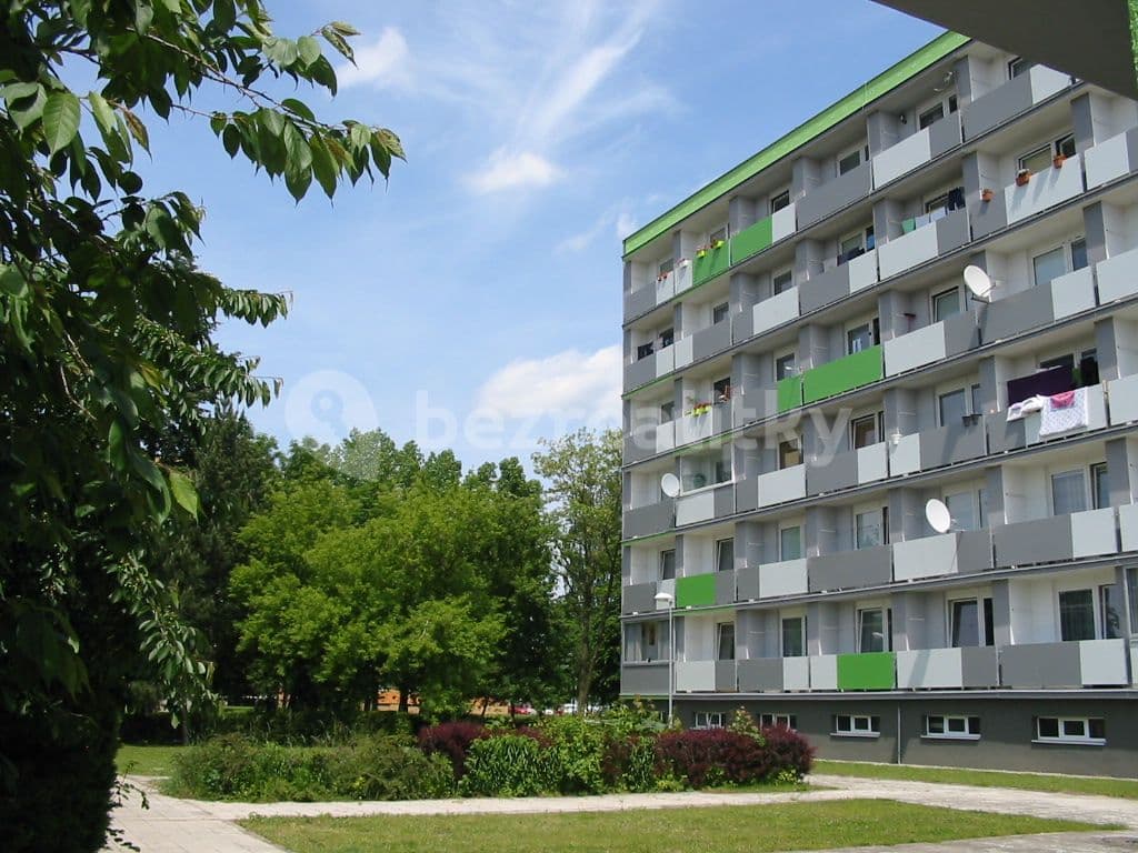 Prenájom bytu 1-izbový 36 m², Brožíkova, Hradec Králové, Královéhradecký kraj Prenájom bytu 1-izbový 36 m², Brožíkova, Hradec Králové, Královéhradecký kraj