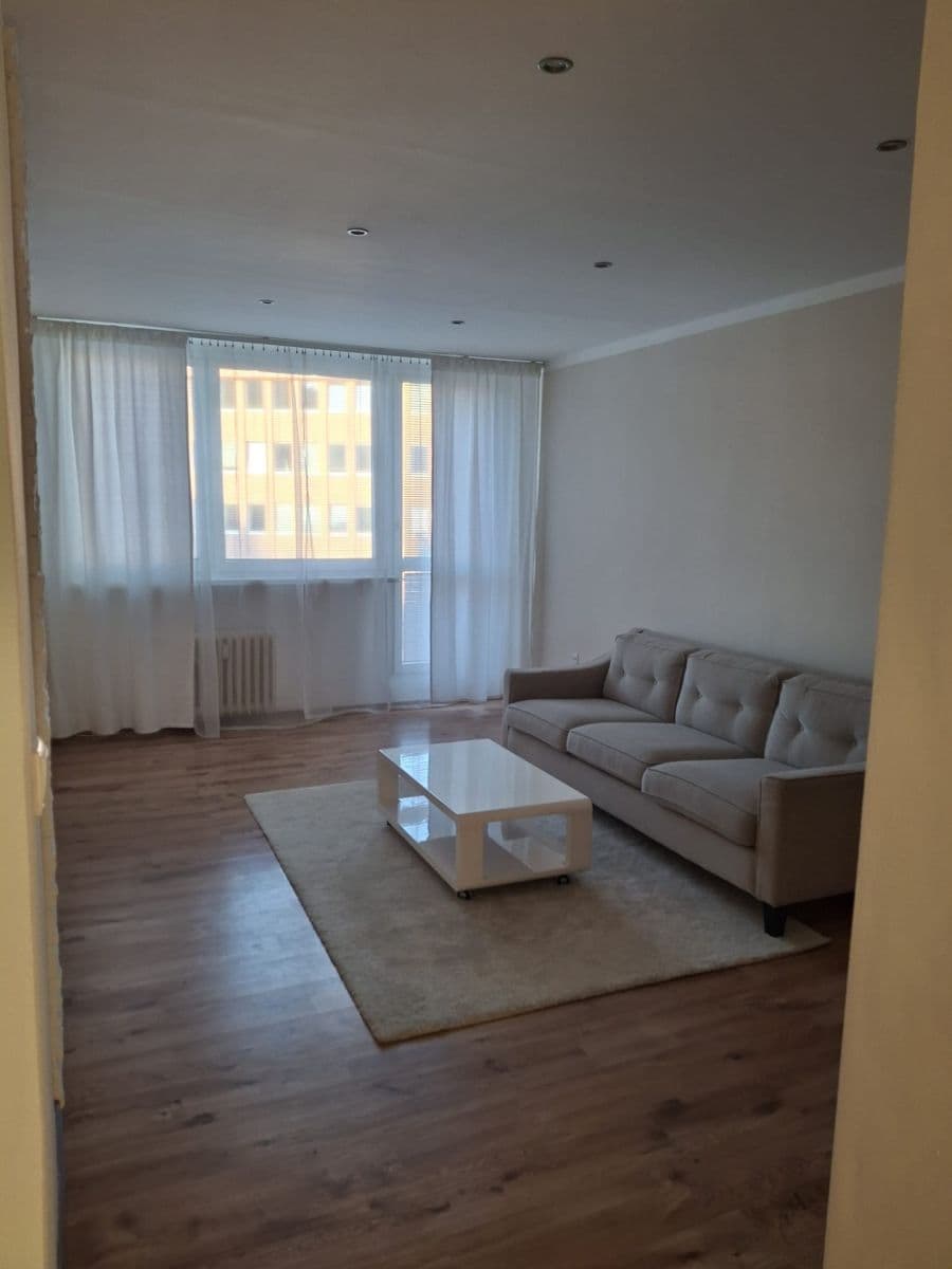 Prenájom bytu 2-izbový 59 m², Petra Křičky, Ostrava, Moravskoslezský kraj Prenájom bytu 2-izbový 59 m², Petra Křičky, Ostrava, Moravskoslezský kraj
