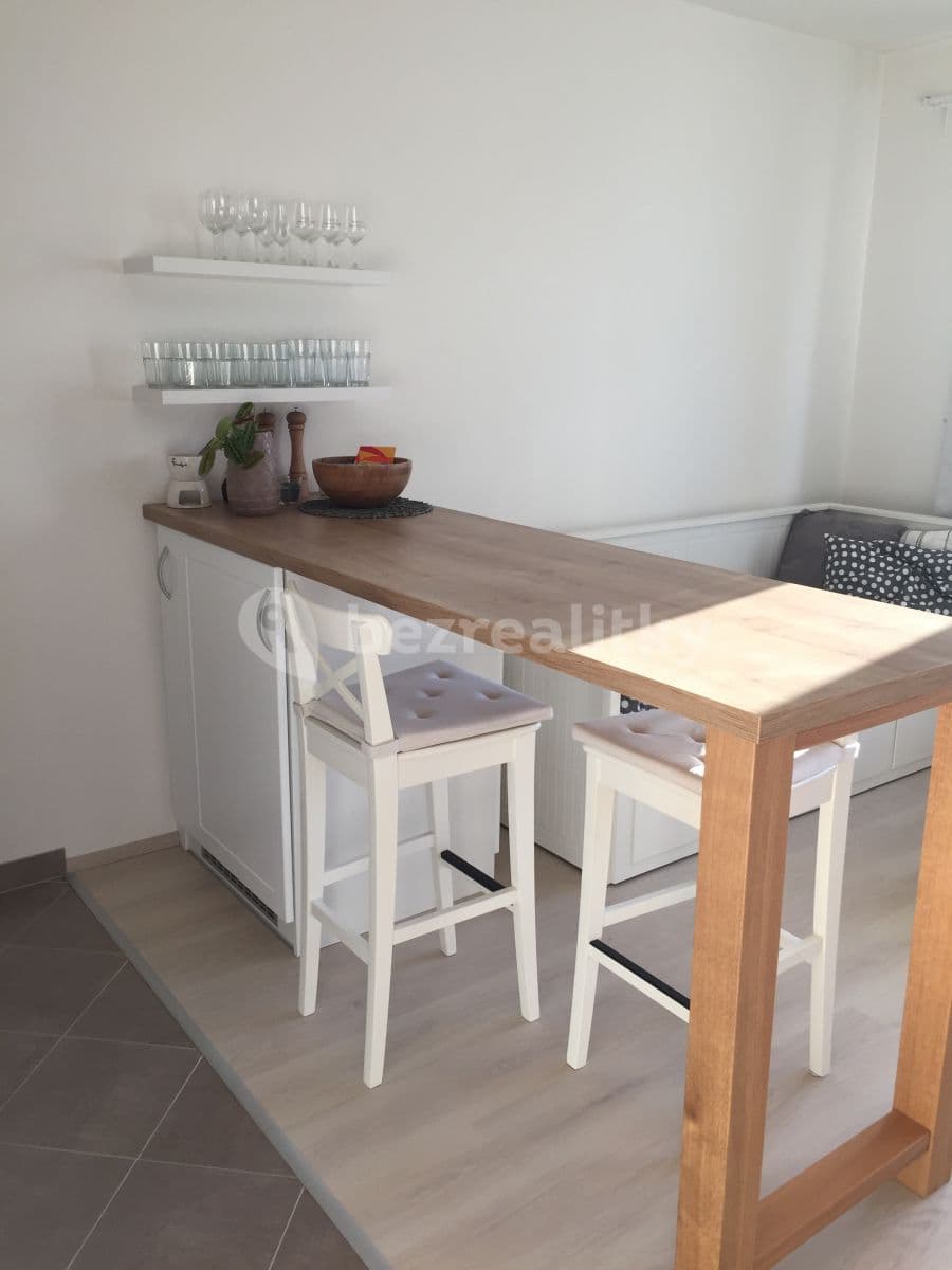 Prenájom bytu 1-izbový 39 m², Modenská, Praha, Praha Prenájom bytu 1-izbový 39 m², Modenská, Praha, Praha