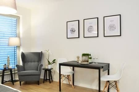 Prenájom bytu 1-izbový 34 m², Koněvova, Praha, Praha Prenájom bytu 1-izbový 34 m², Koněvova, Praha, Praha