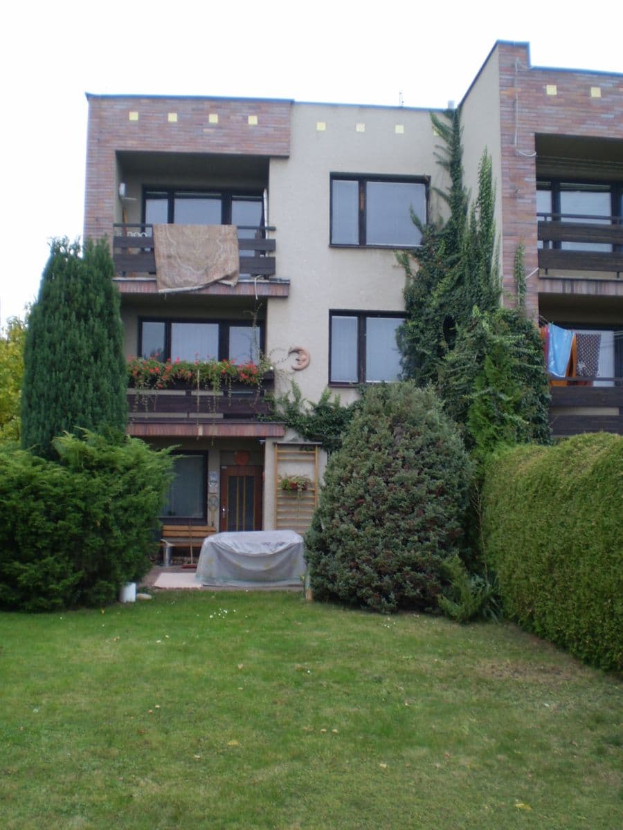 Prenájom bytu 1-izbový 30 m², K Jezeru, Praha, Praha Prenájom bytu 1-izbový 30 m², K Jezeru, Praha, Praha