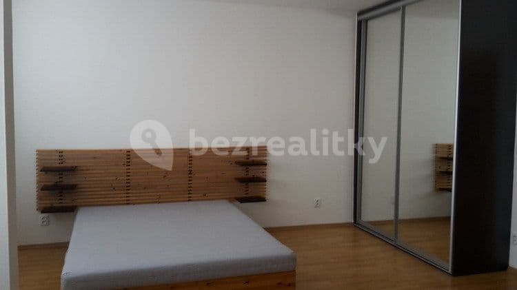 Prenájom bytu 1-izbový 49 m², Osadní, Praha, Praha Prenájom bytu 1-izbový 49 m², Osadní, Praha, Praha