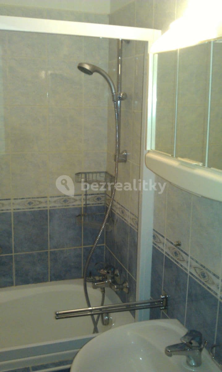 Prenájom bytu 1-izbový 49 m², Osadní, Praha, Praha Prenájom bytu 1-izbový 49 m², Osadní, Praha, Praha