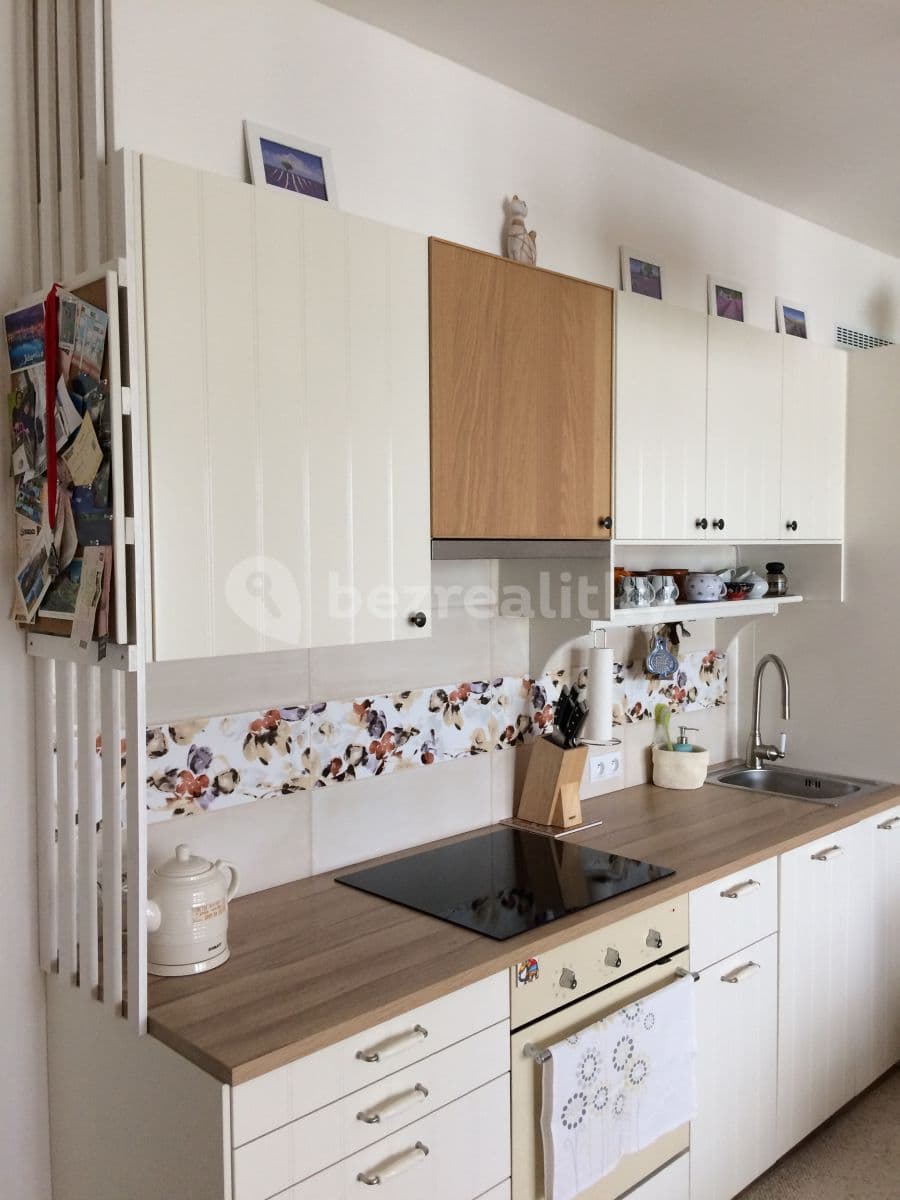 Prenájom bytu 1-izbový 34 m², Plzeňská, Praha, Praha Prenájom bytu 1-izbový 34 m², Plzeňská, Praha, Praha