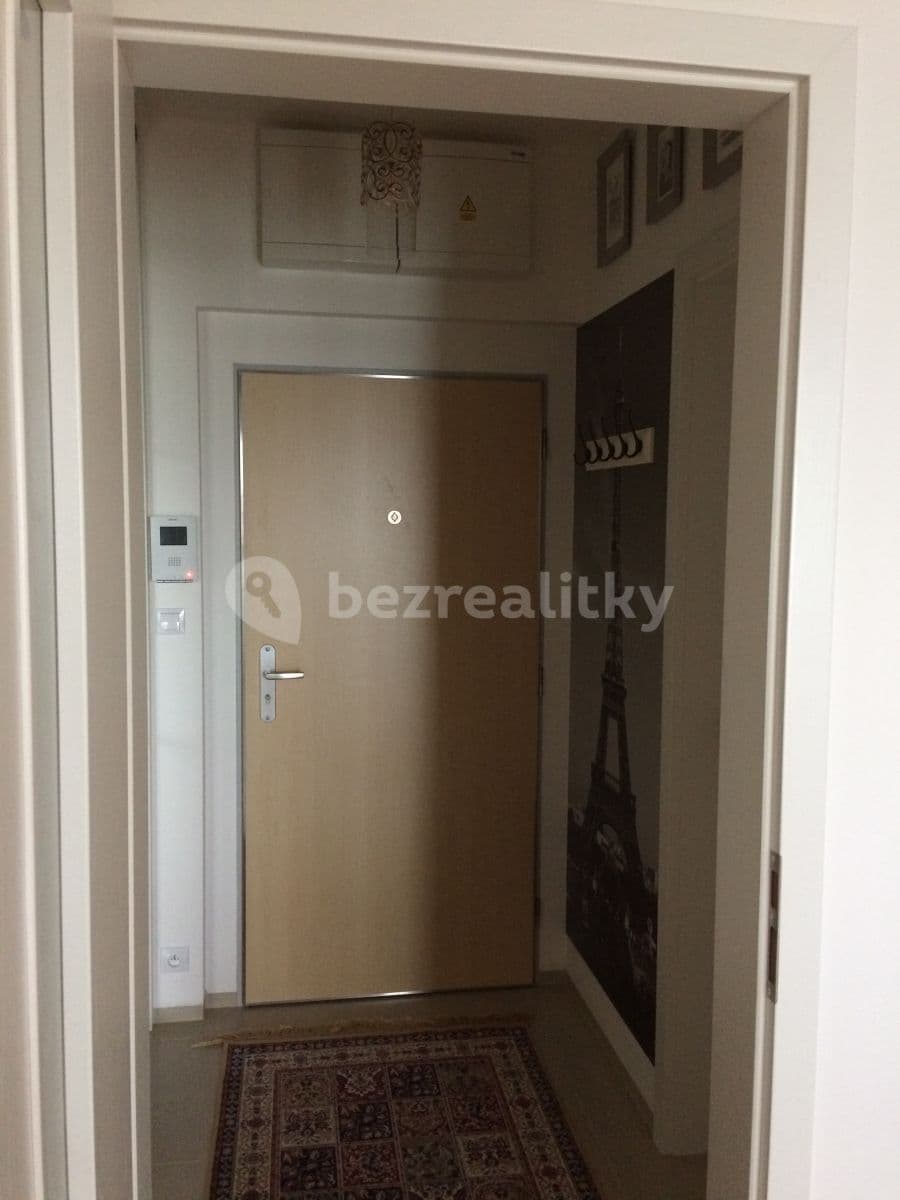 Prenájom bytu 1-izbový 34 m², Plzeňská, Praha, Praha Prenájom bytu 1-izbový 34 m², Plzeňská, Praha, Praha