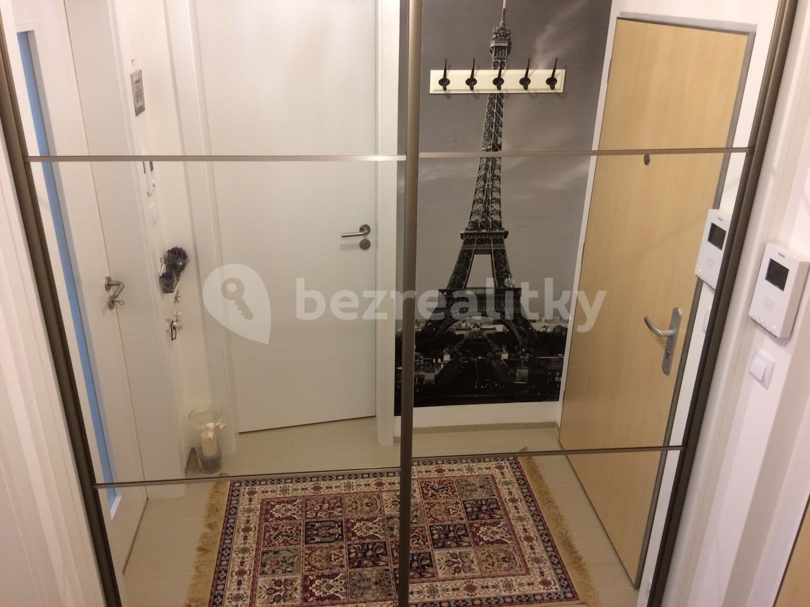 Prenájom bytu 1-izbový 34 m², Plzeňská, Praha, Praha Prenájom bytu 1-izbový 34 m², Plzeňská, Praha, Praha