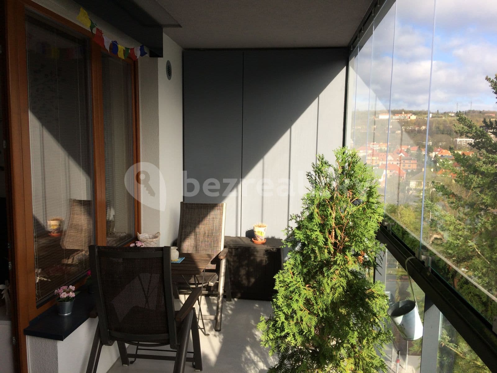 Prenájom bytu 1-izbový 34 m², Plzeňská, Praha, Praha Prenájom bytu 1-izbový 34 m², Plzeňská, Praha, Praha