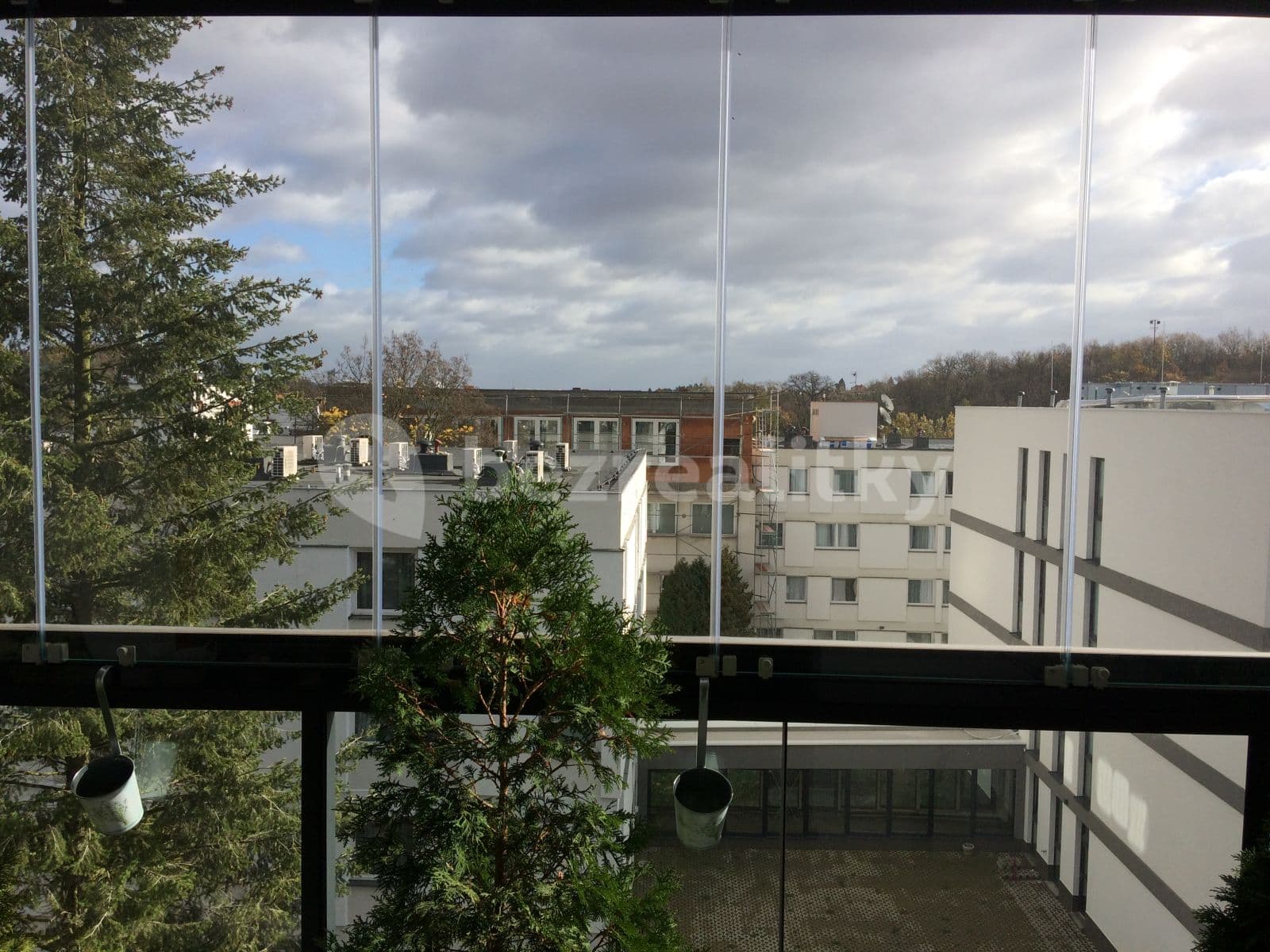 Prenájom bytu 1-izbový 34 m², Plzeňská, Praha, Praha Prenájom bytu 1-izbový 34 m², Plzeňská, Praha, Praha