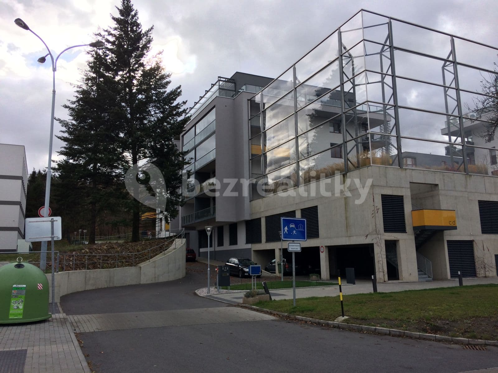 Prenájom bytu 1-izbový 34 m², Plzeňská, Praha, Praha Prenájom bytu 1-izbový 34 m², Plzeňská, Praha, Praha