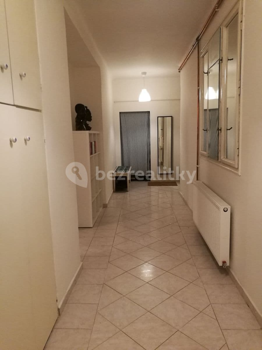 Prenájom bytu 3-izbový 114 m², Moskevská, Praha, Praha Prenájom bytu 3-izbový 114 m², Moskevská, Praha, Praha