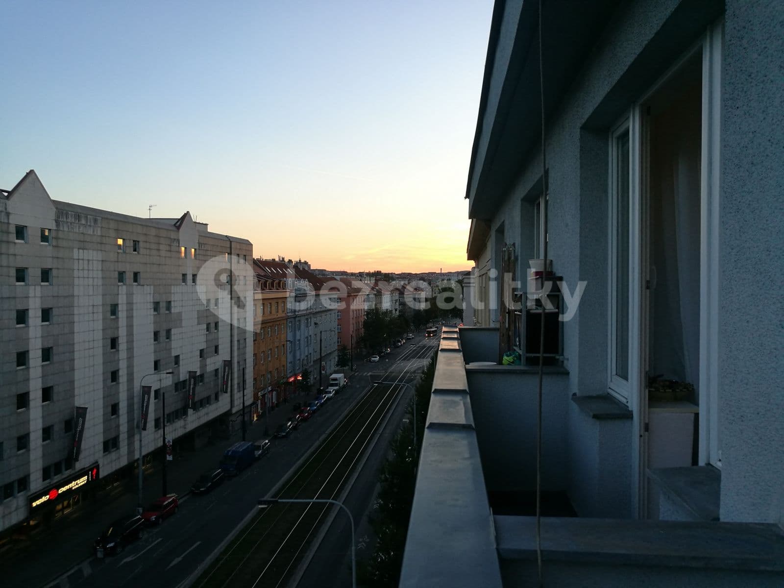 Prenájom bytu 3-izbový 114 m², Moskevská, Praha, Praha Prenájom bytu 3-izbový 114 m², Moskevská, Praha, Praha