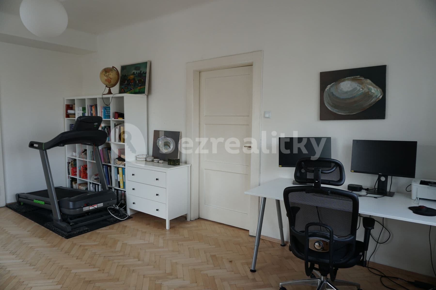 Prenájom bytu 3-izbový 114 m², Moskevská, Praha, Praha Prenájom bytu 3-izbový 114 m², Moskevská, Praha, Praha