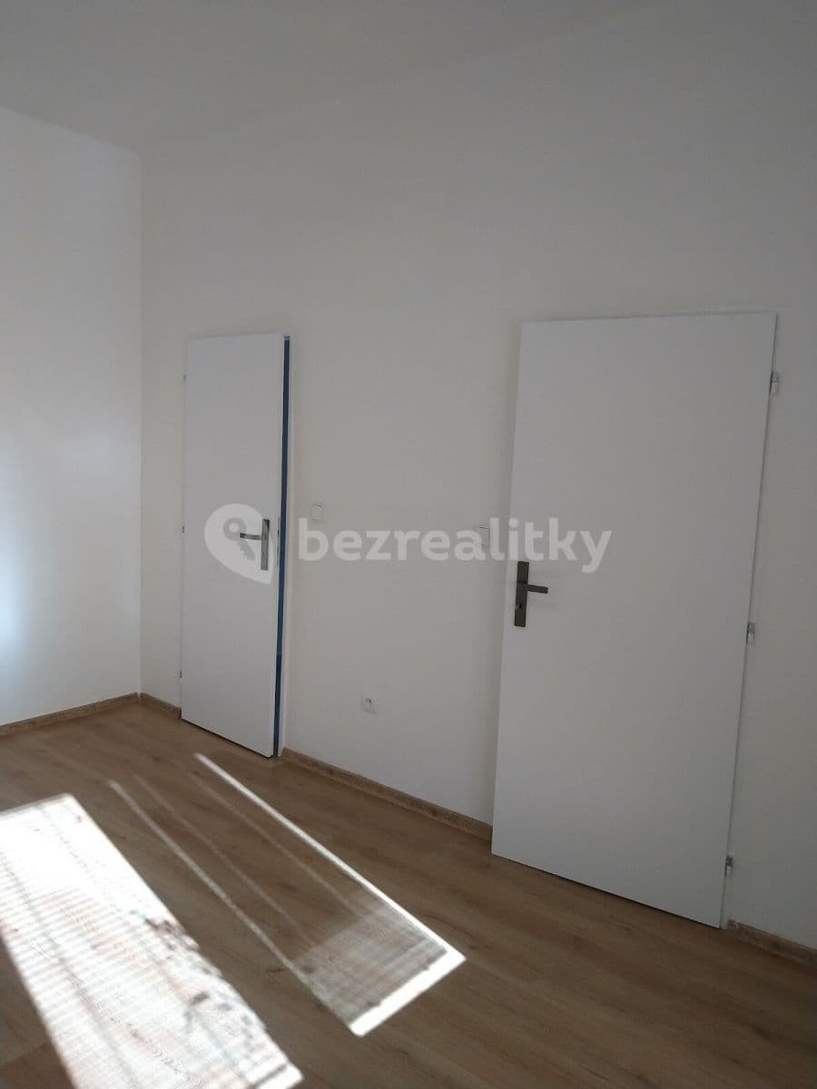 Prenájom bytu 2-izbový 70 m², Michálkovická, Ostrava, Moravskoslezský kraj